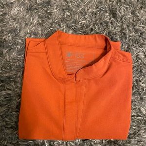 Women’s Auburn Rafaela Oversized Scrub Top Size XS